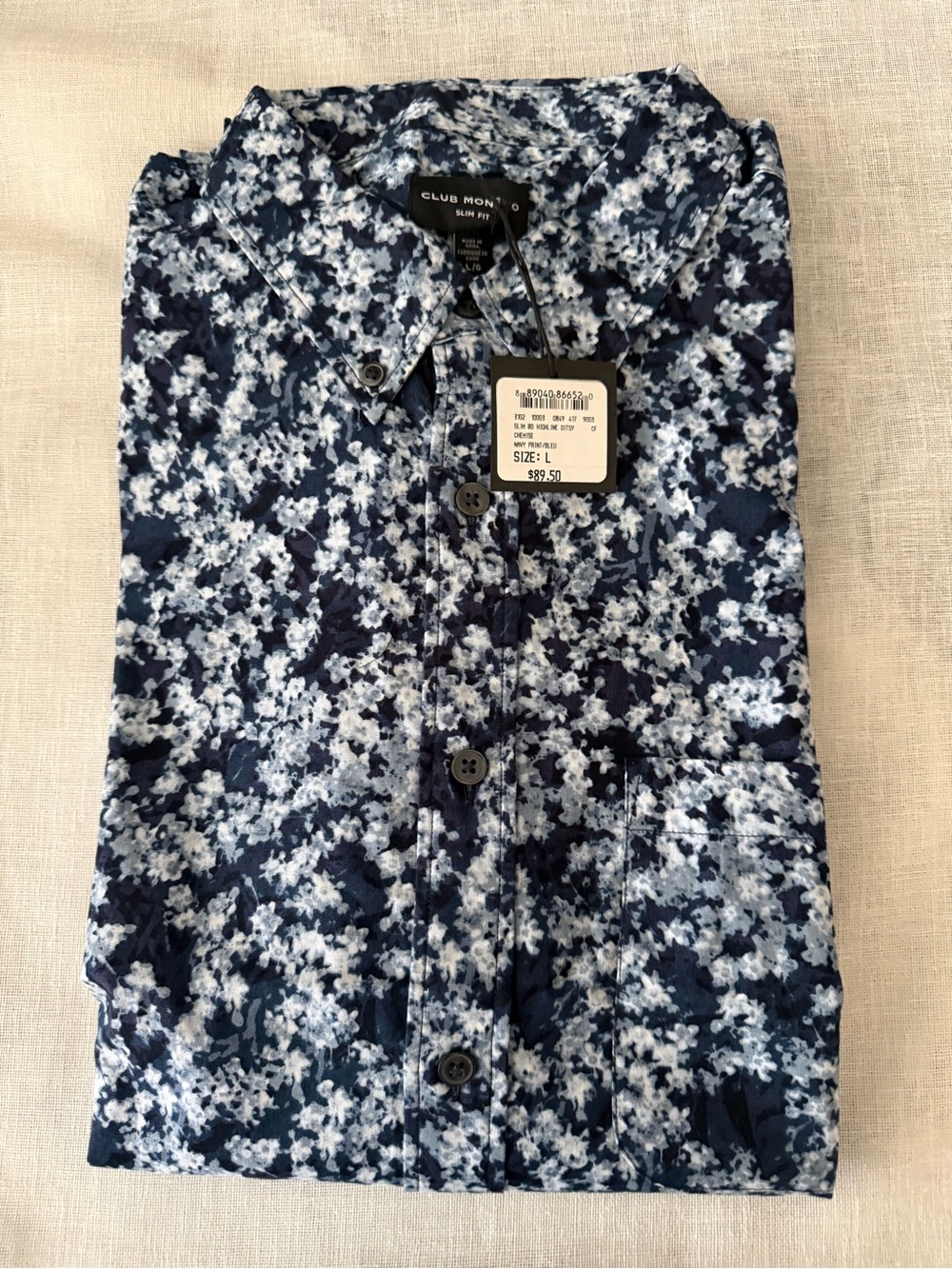 Club Monaco Men's Navy and White Floral Button-Down Shirt